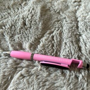 Mystery box exclusive! Jeffree star pen